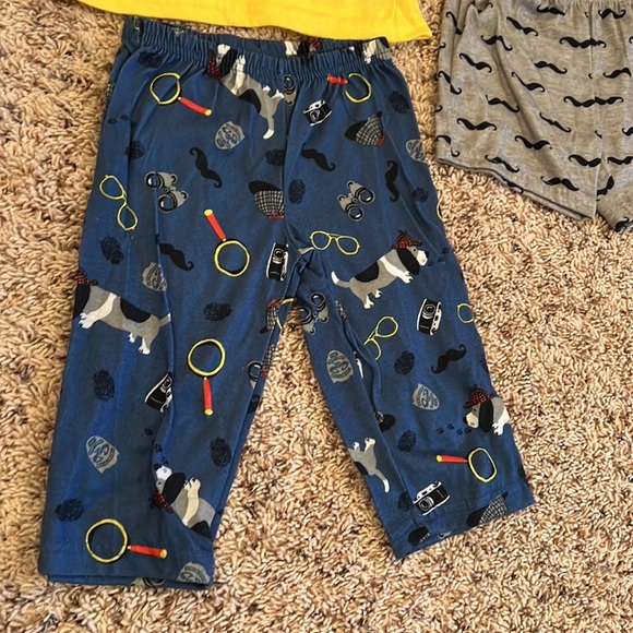 NWOT Carter’s brand baby boy’s pajama set size 12 months - Picture 3 of 7